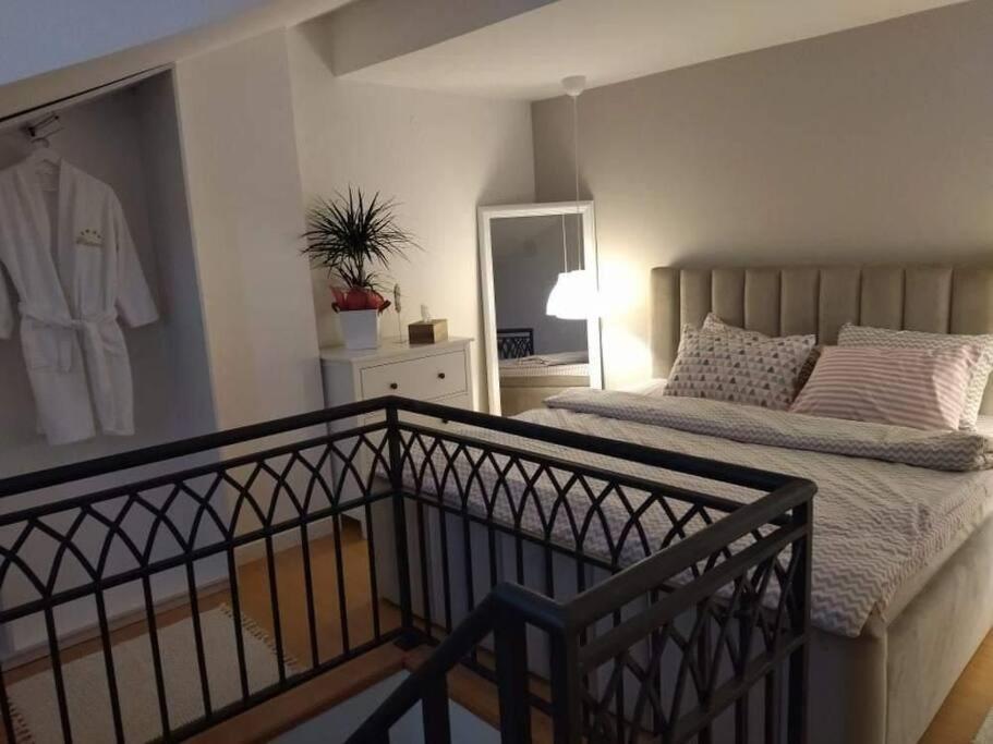 Apartman Element Kruševac Zewnętrze zdjęcie
