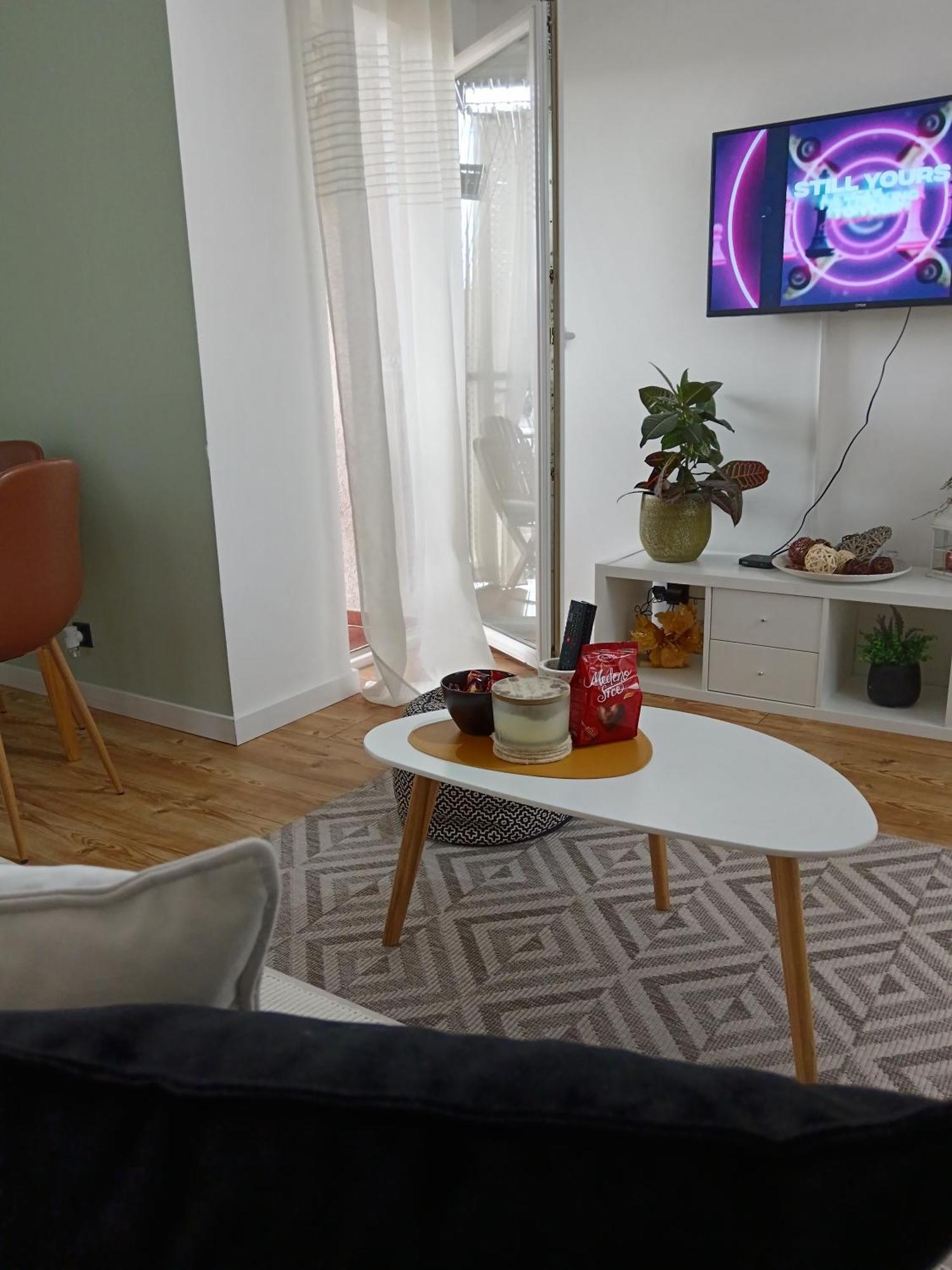 Apartman Element Kruševac Zewnętrze zdjęcie